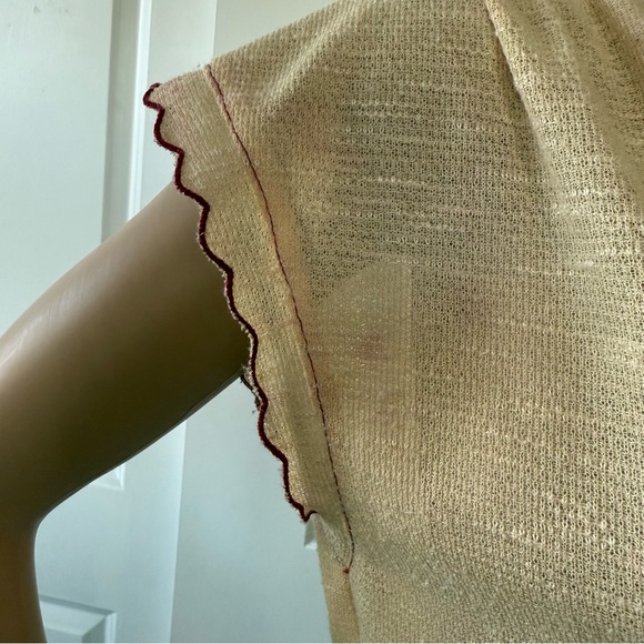 VINTAGE adorable cream midi dress with red piping and belt S M pleated V neck - Picture 13 of 14